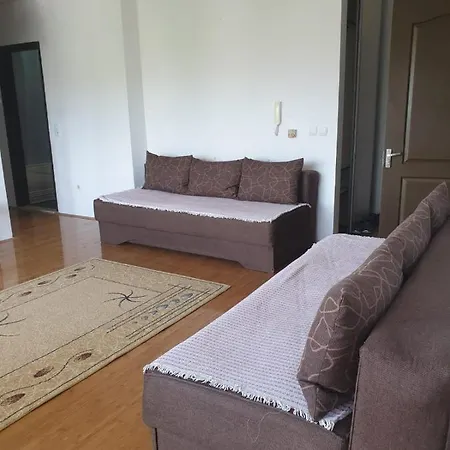 Center 3 Bedrooms With Kitchen And Private Bathroom Апартаменты *
