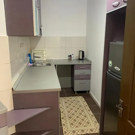 Appartamento Center 3 Bedrooms With Kitchen And Private Bathroom *